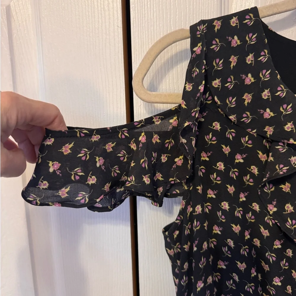 LOFT Black & Pink Midi Dress Faux Wrap Size Medium Cold Shoulder Missing Belt - Picture 5 of 12